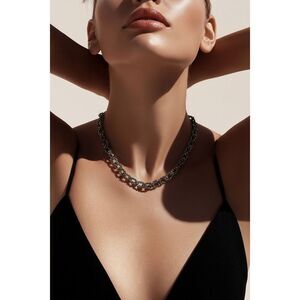 Vintage Small glass bead dark silver necklace